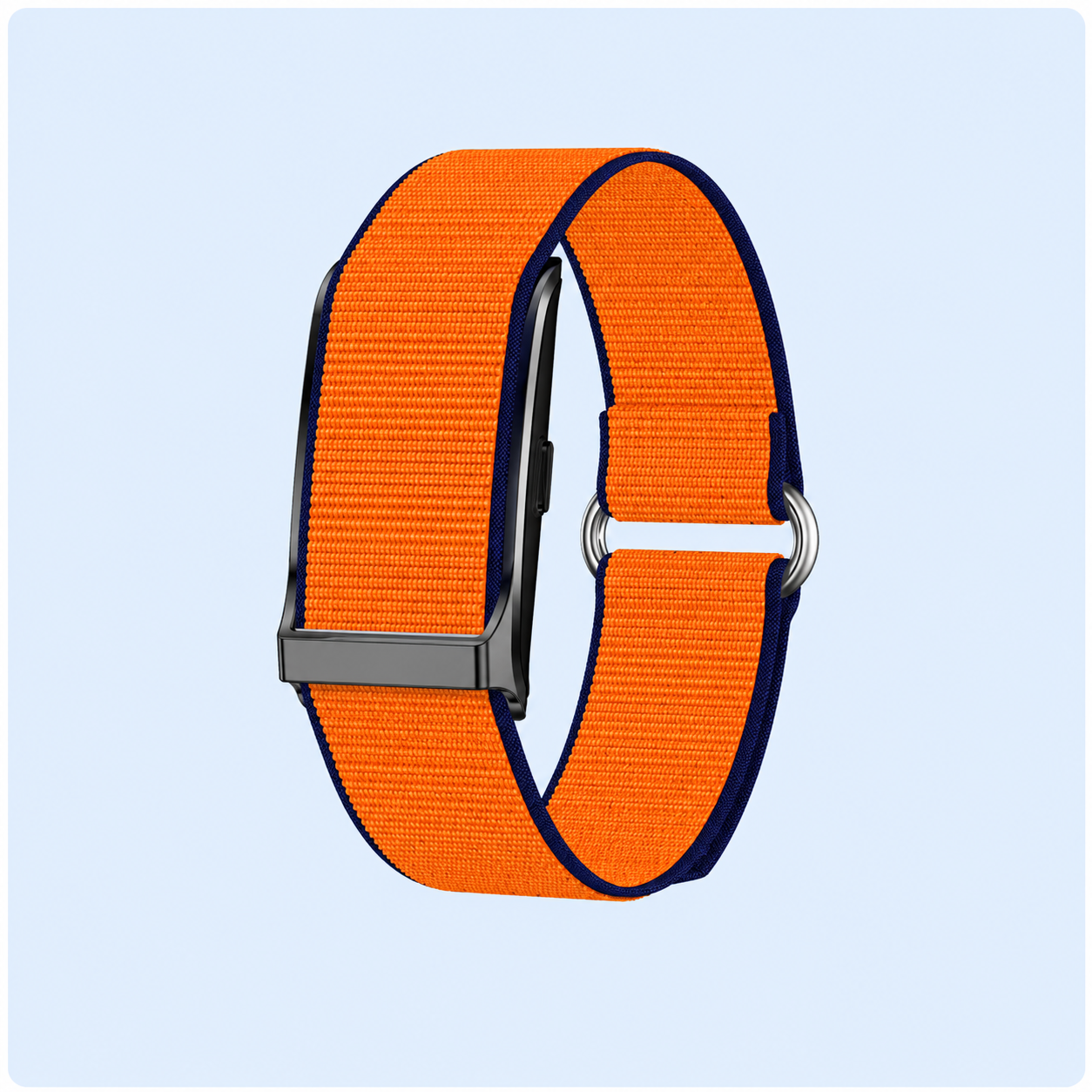 RYTM band vue de trois quarts, bracelet en nylon tissé orange bordé de bleu marine, sur fond bleu très clair.