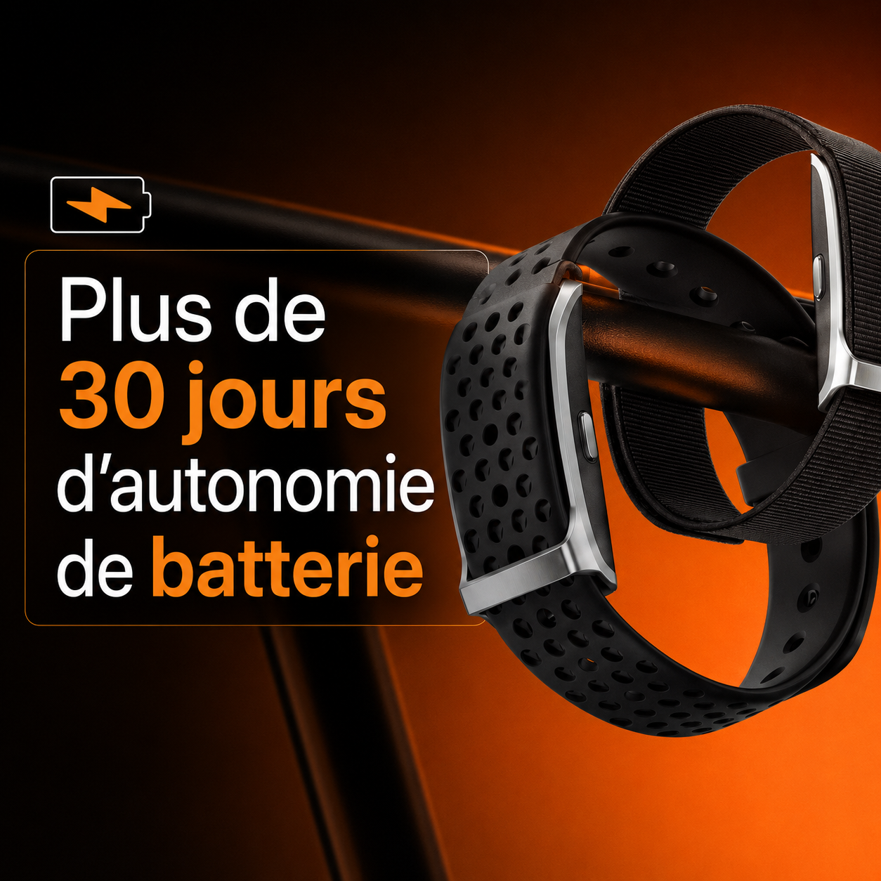 Deux RYTM band à bracelet sport en silicone perforé noir, suspendues sur fond orange. Texte : « Plus de 30 jours d'autonomie de batterie ».