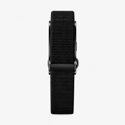 Bracelet RYTM en nylon tissé noir, vu de face à plat, boucle noire.